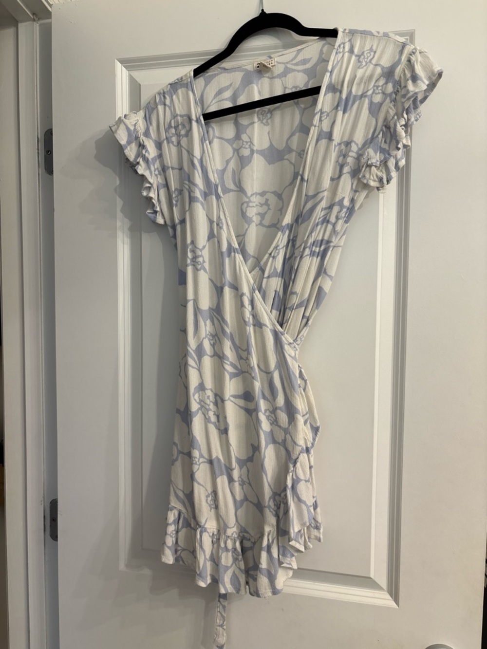 🌊 Billabong White & Light Blue Floral Mini Dress XS